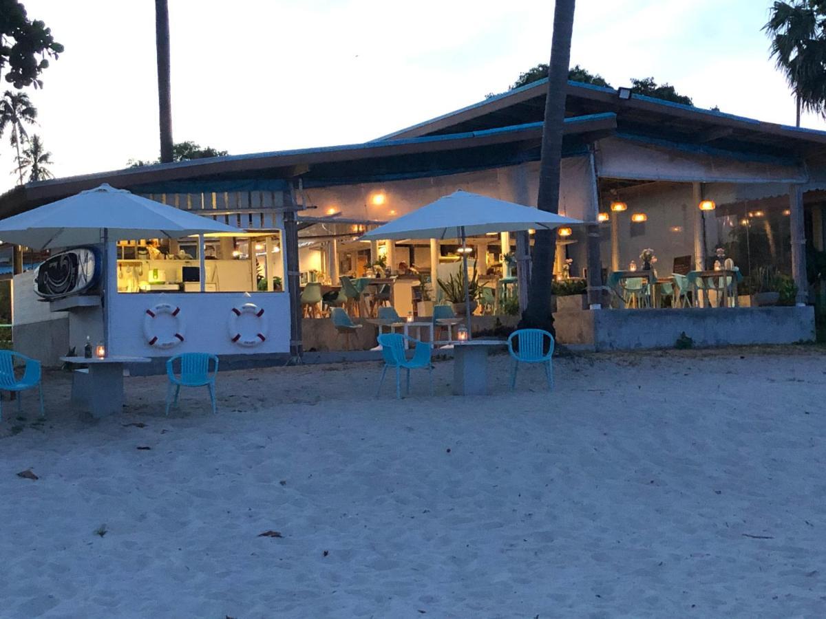 Le Petit Saint Tropez Hotel Khanom Buitenkant foto