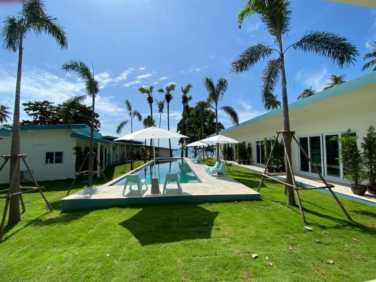 Le Petit Saint Tropez Hotel Khanom Buitenkant foto