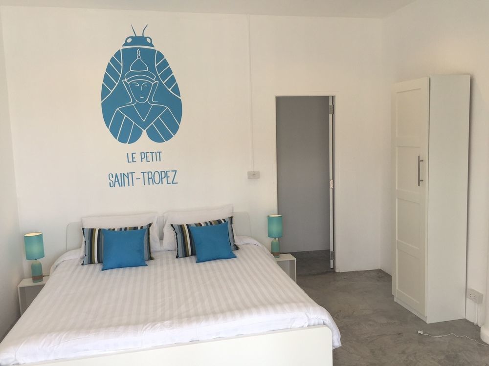 Le Petit Saint Tropez Hotel Khanom Buitenkant foto